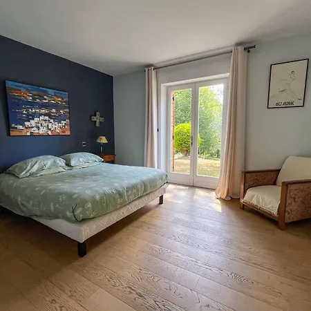 Les Champs D'hermier Avec Piscine Ferienhaus